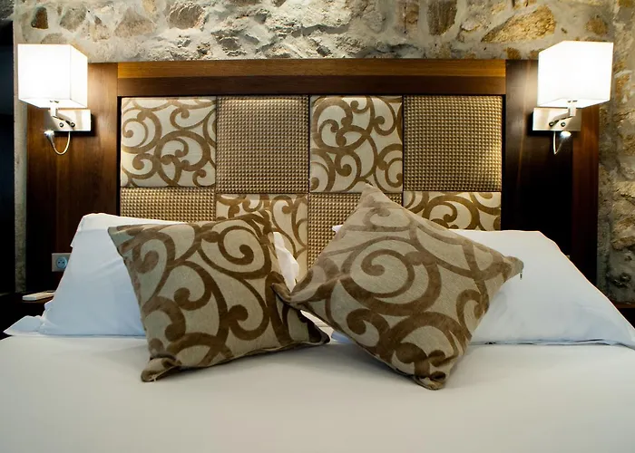 Hotel B Lodge